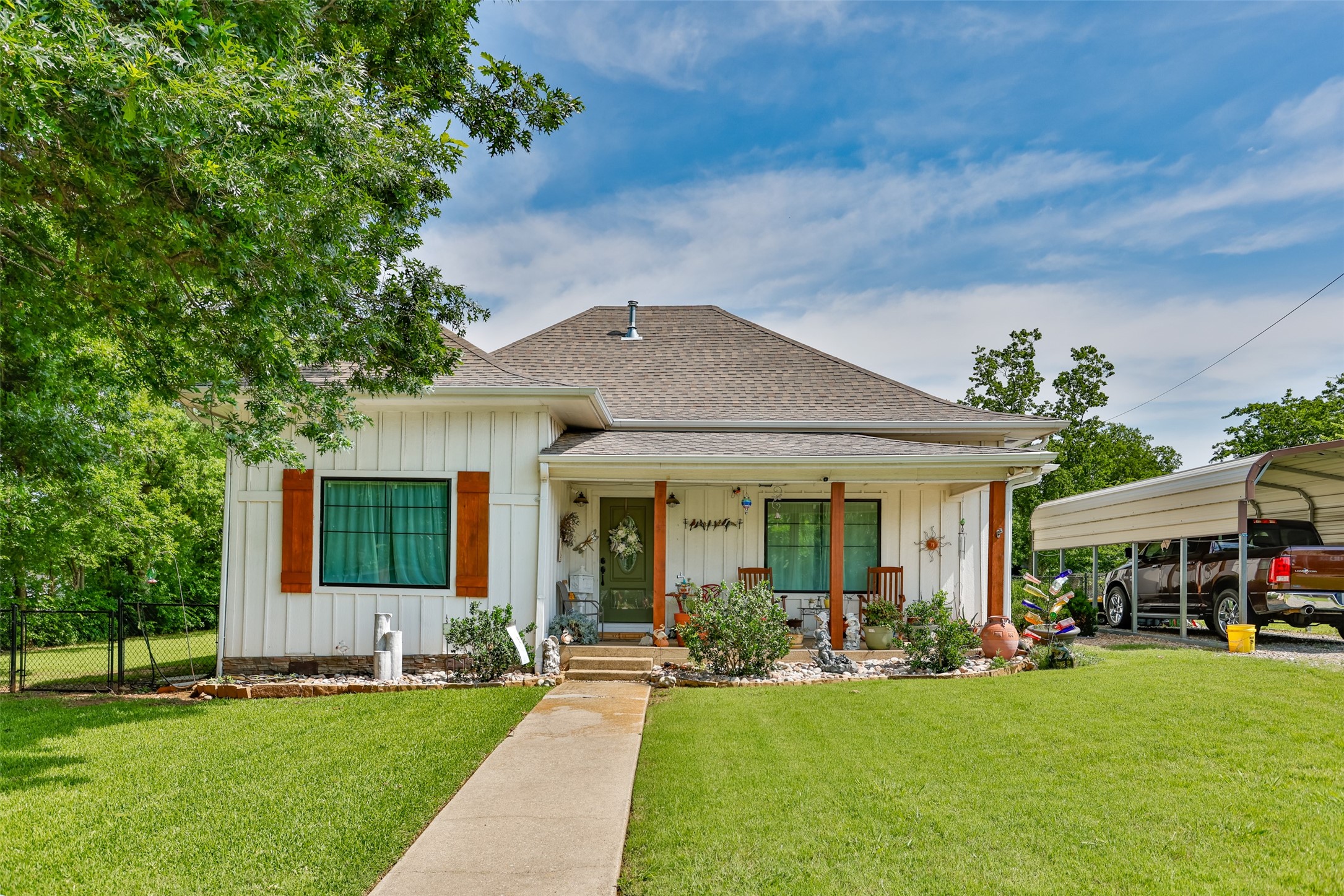 410 3rd Street Whitesboro TX 76273