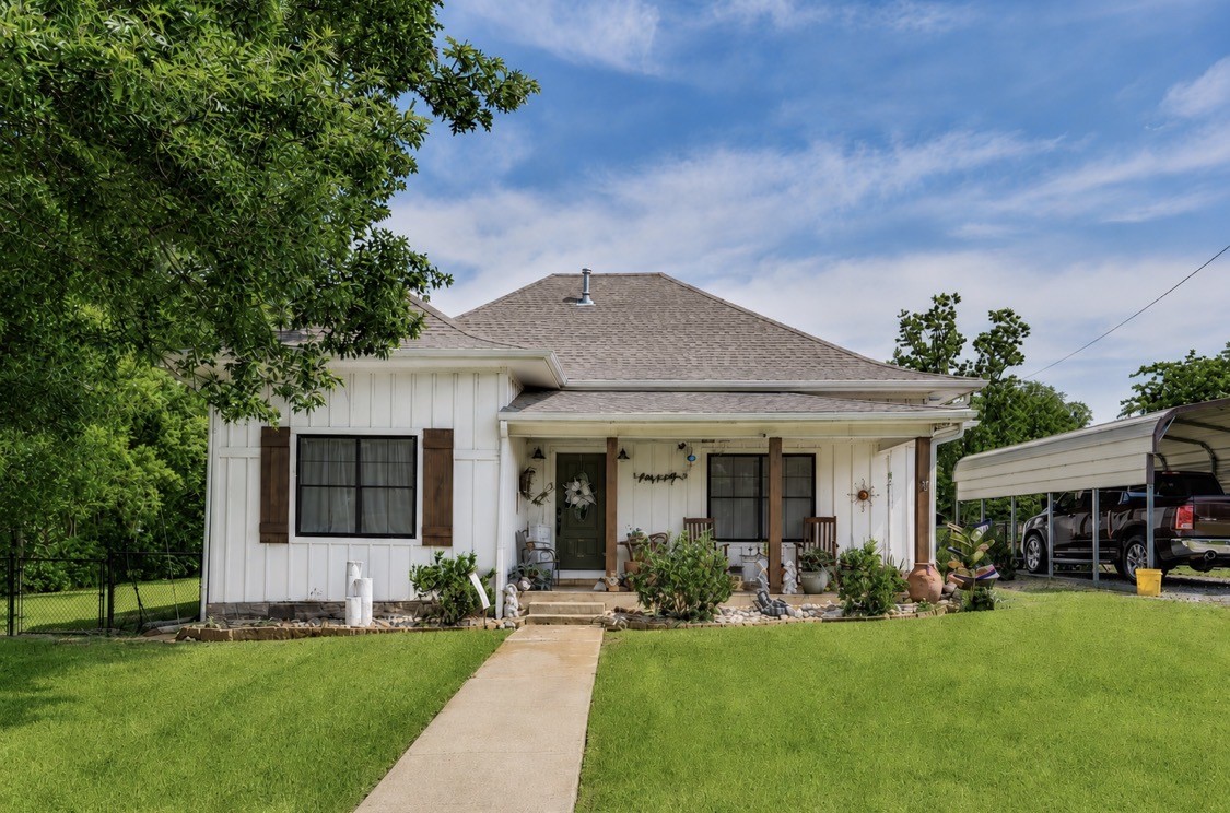 410 3rd Street Whitesboro TX 76273