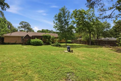 2703 Robinwood Lane Denton TX 76209