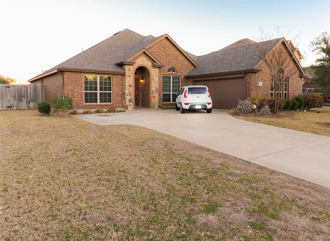 1208 Senegal Drive Desoto TX 75115