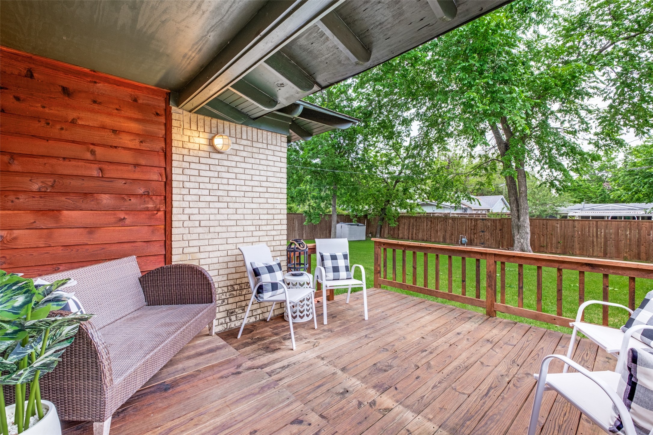 2600 San Marcus Avenue Dallas TX 75228