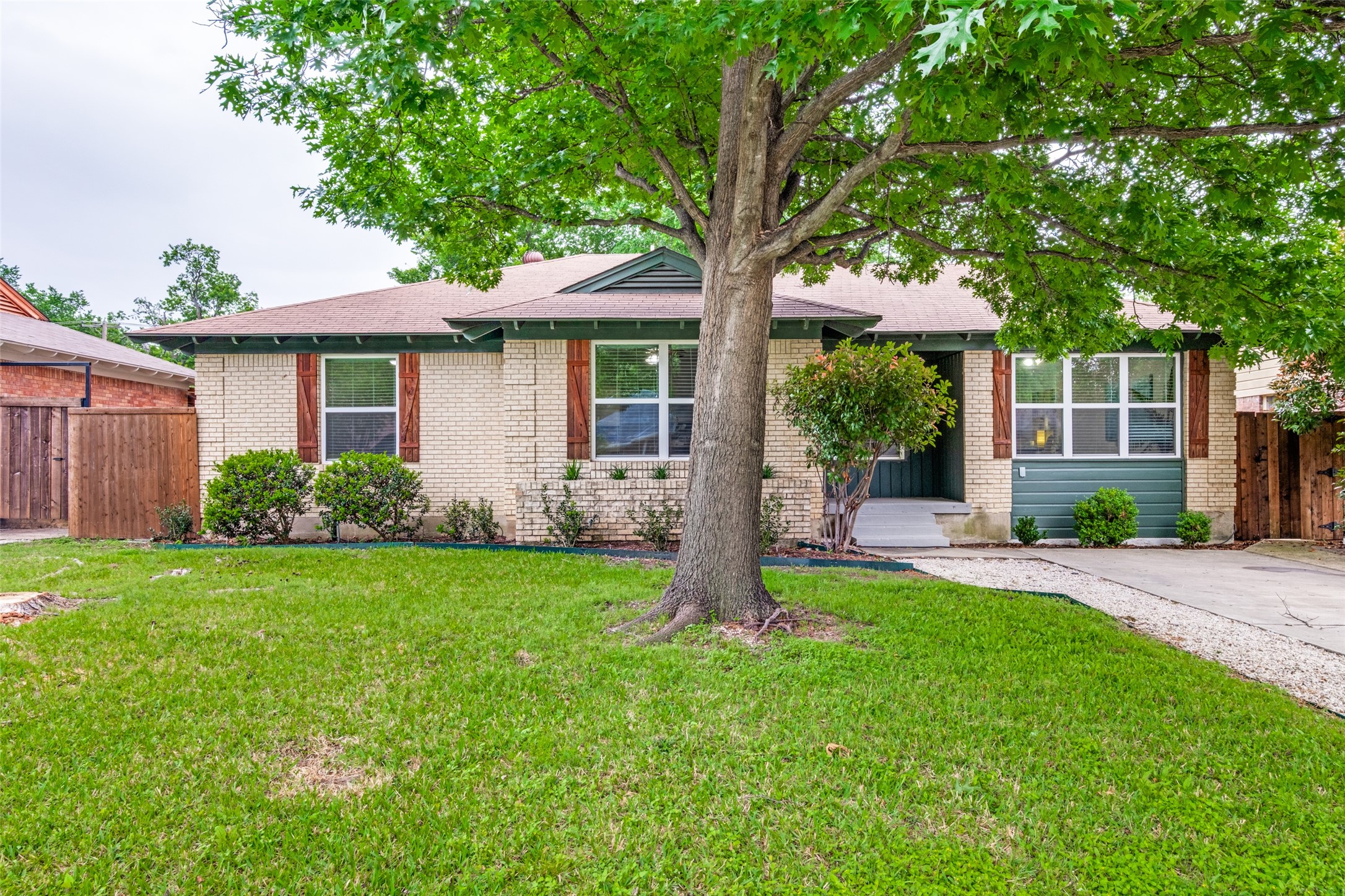 2600 San Marcus Avenue Dallas TX 75228