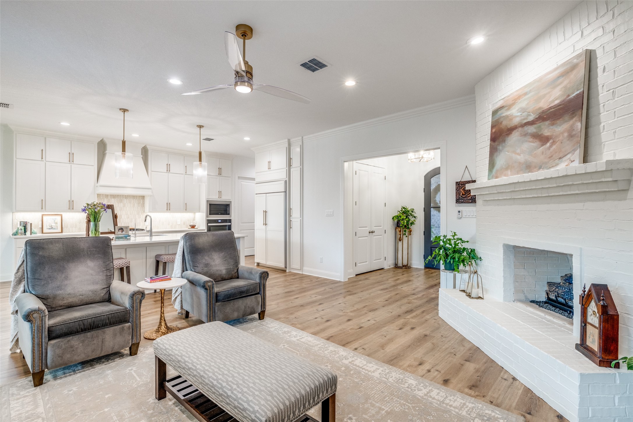 11008 Familia Real Drive Benbrook TX 76126