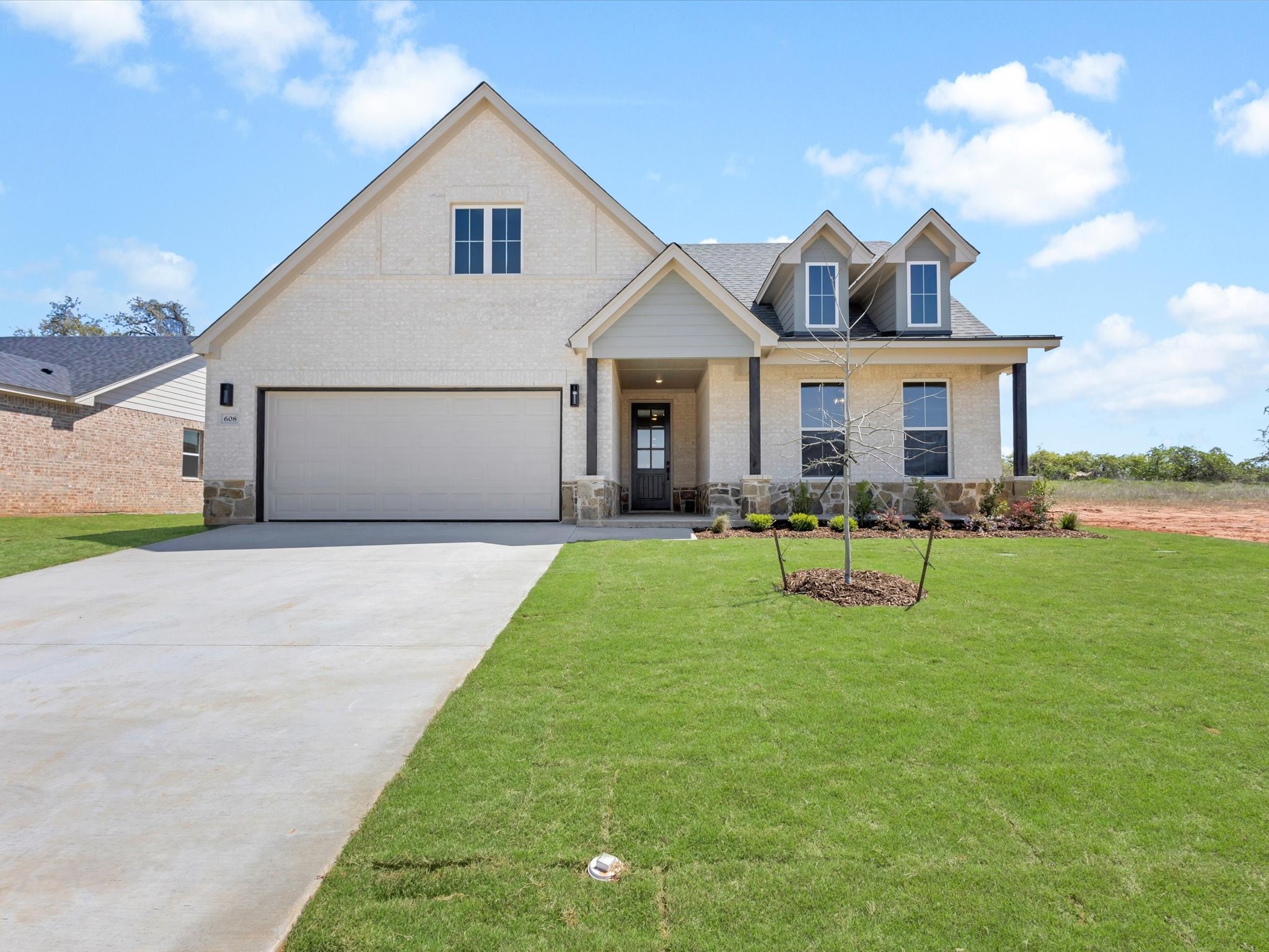 608 Jameson Springtown TX 76082
