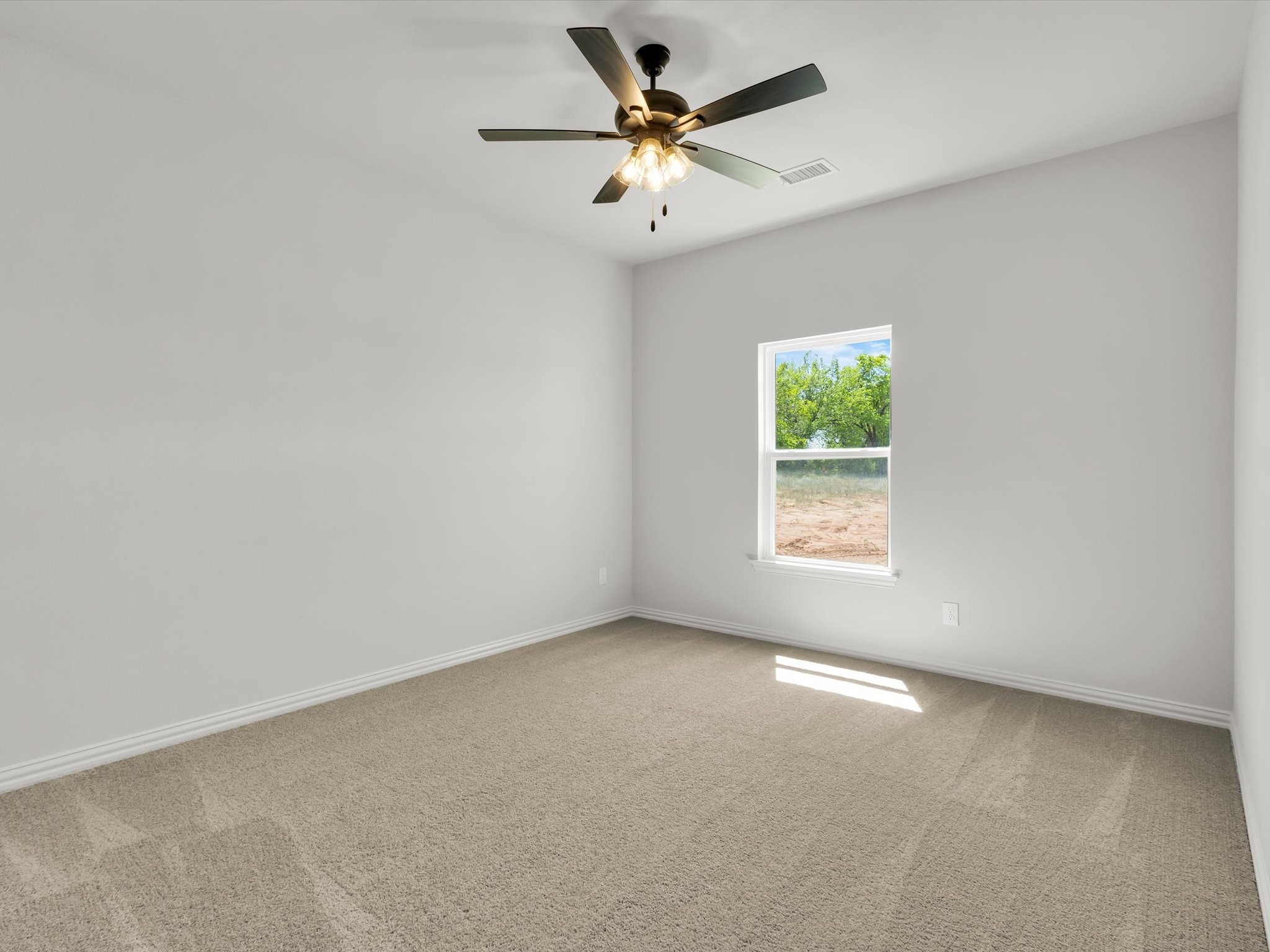 608 Jameson Springtown TX 76082
