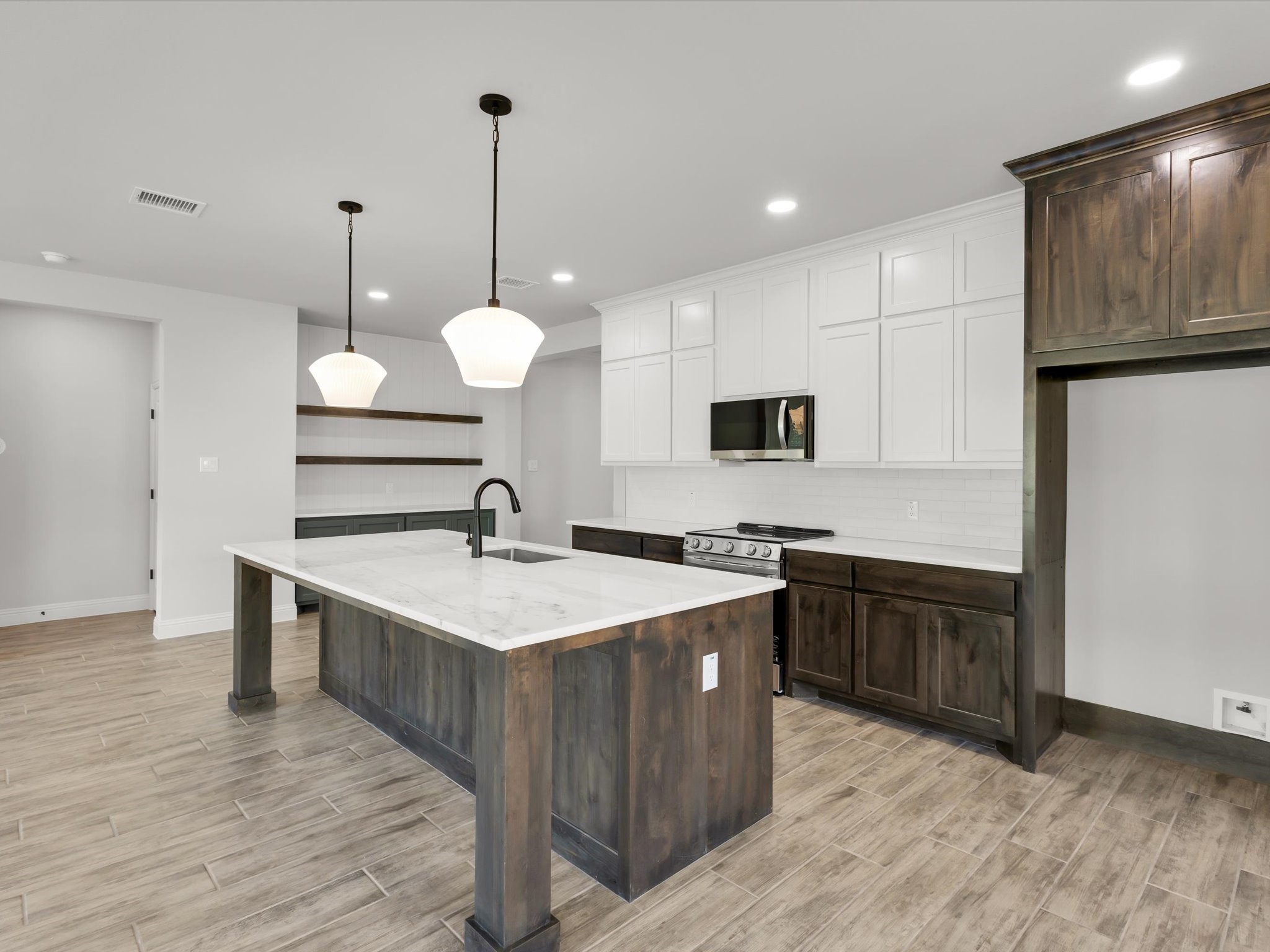 608 Jameson Springtown TX 76082