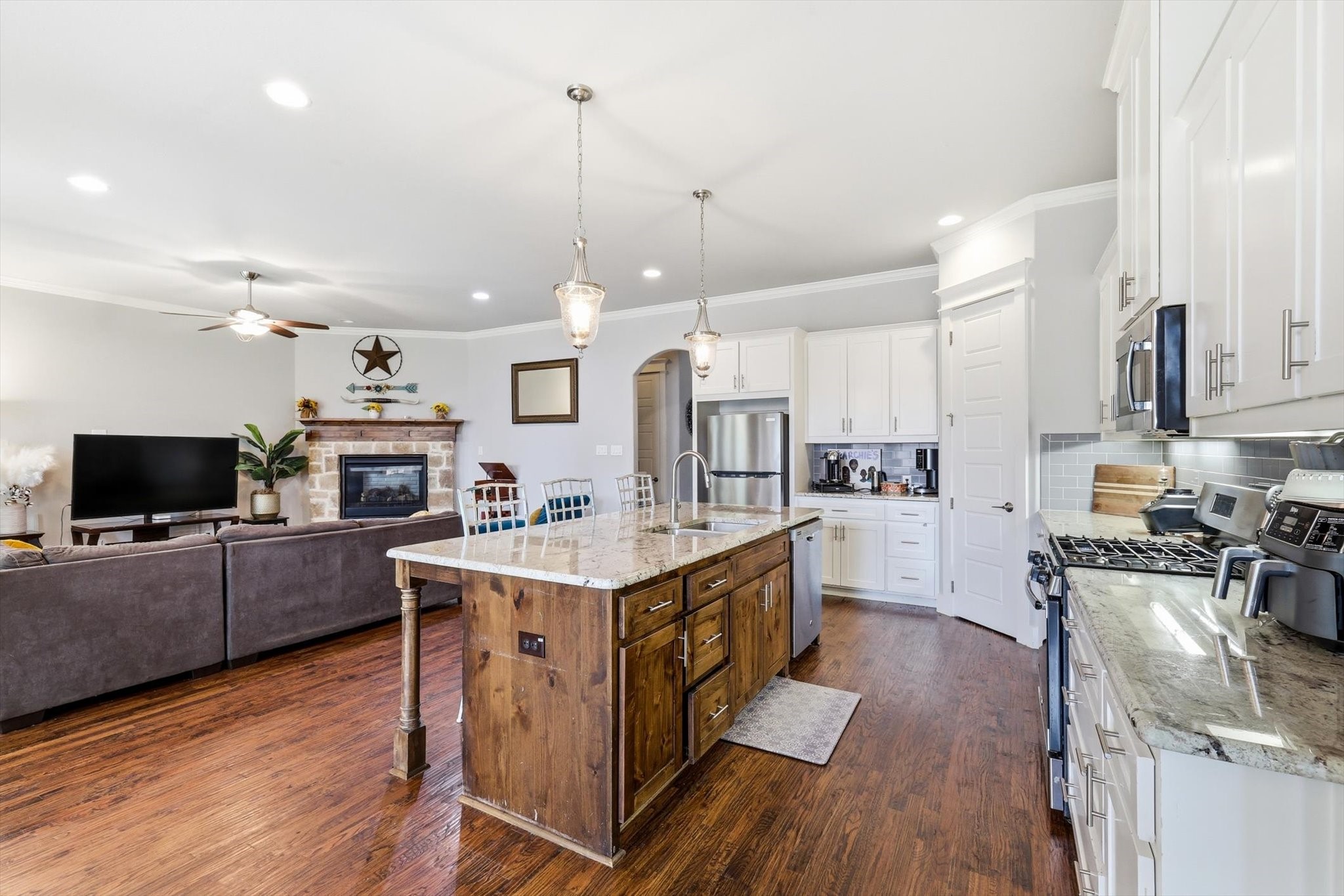 525 Hearth Terrace Argyle TX 76226