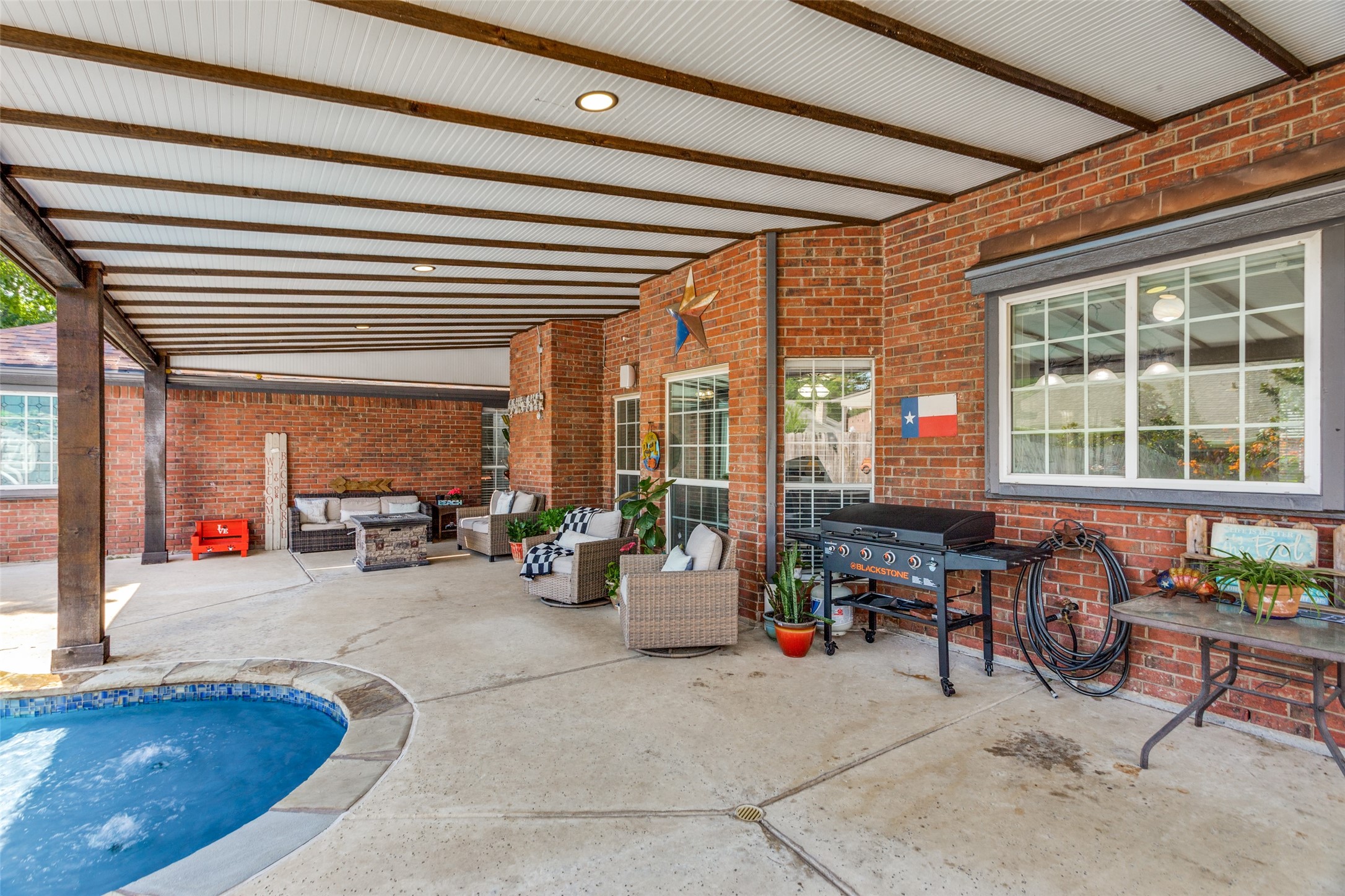 1228 Concho Drive Benbrook TX 76126