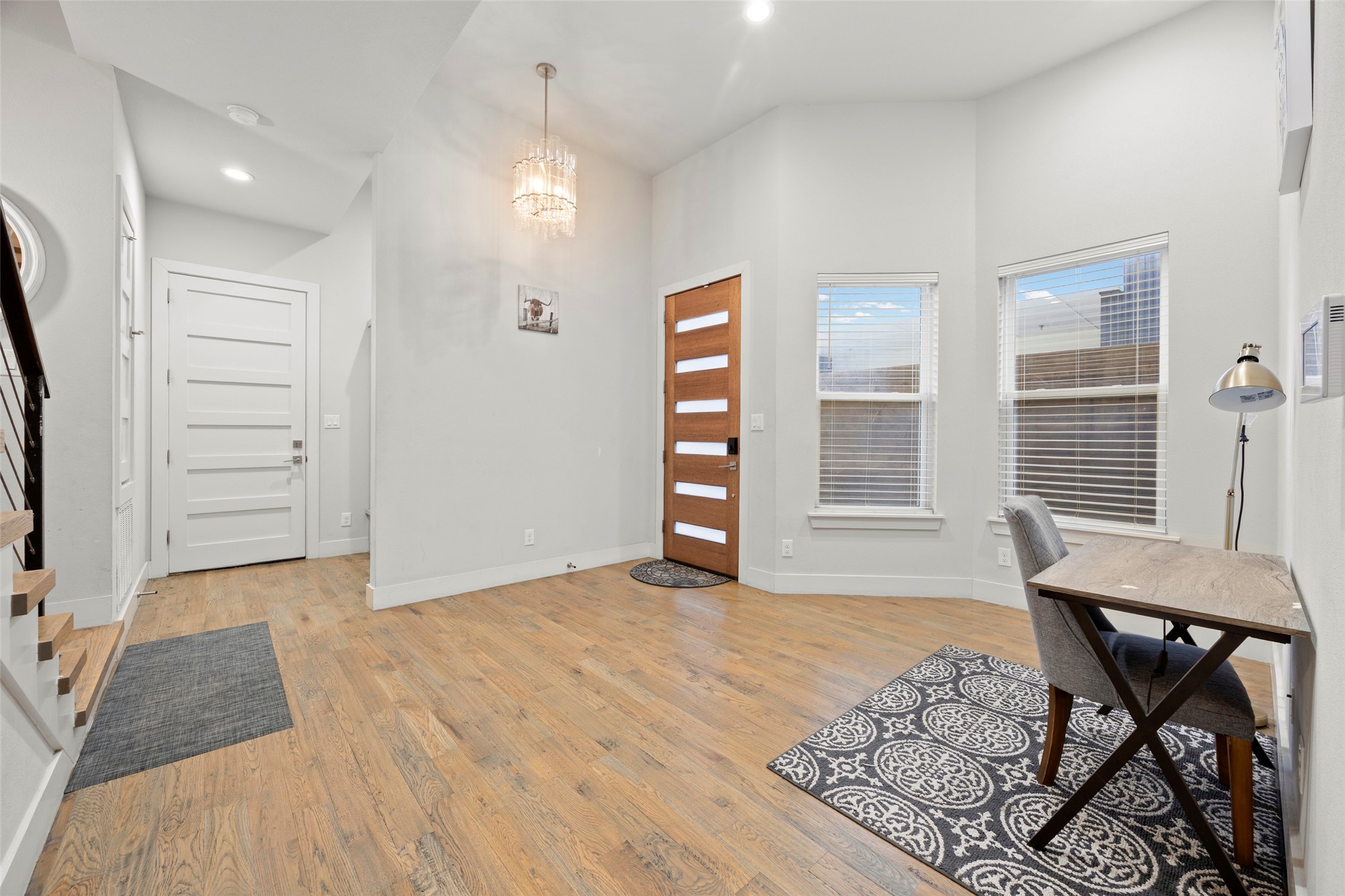2009 N Prairie Avenue Dallas TX 75204
