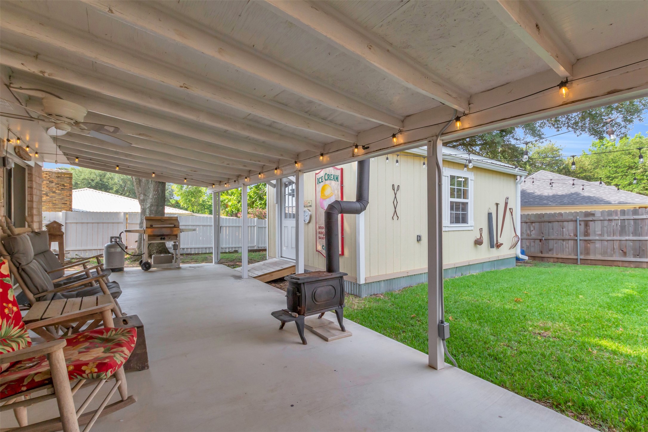 121 Falcon Lane Hillsboro TX 76645