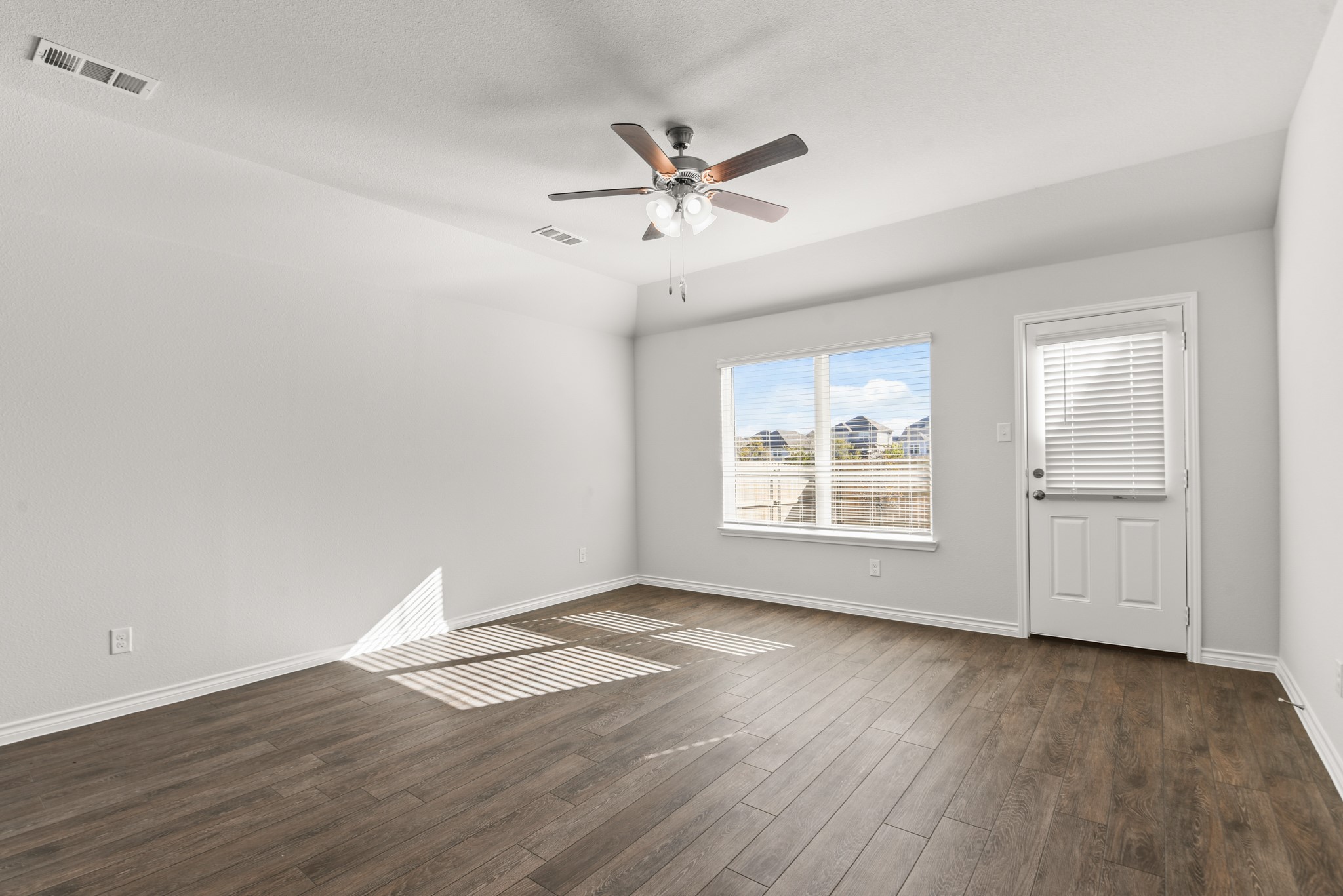 5045 Wellborn Road Fort Worth TX 76036