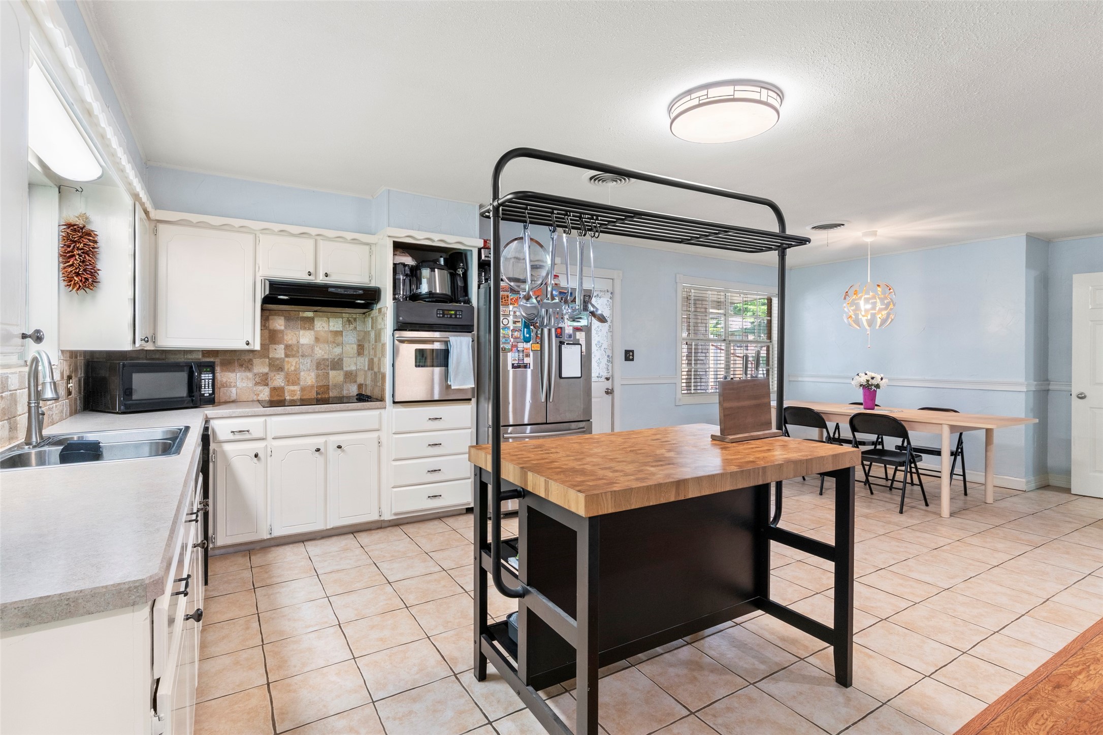 1010 Nina Street Bowie TX 76230