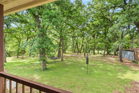 1010 Nina Street Bowie TX 76230