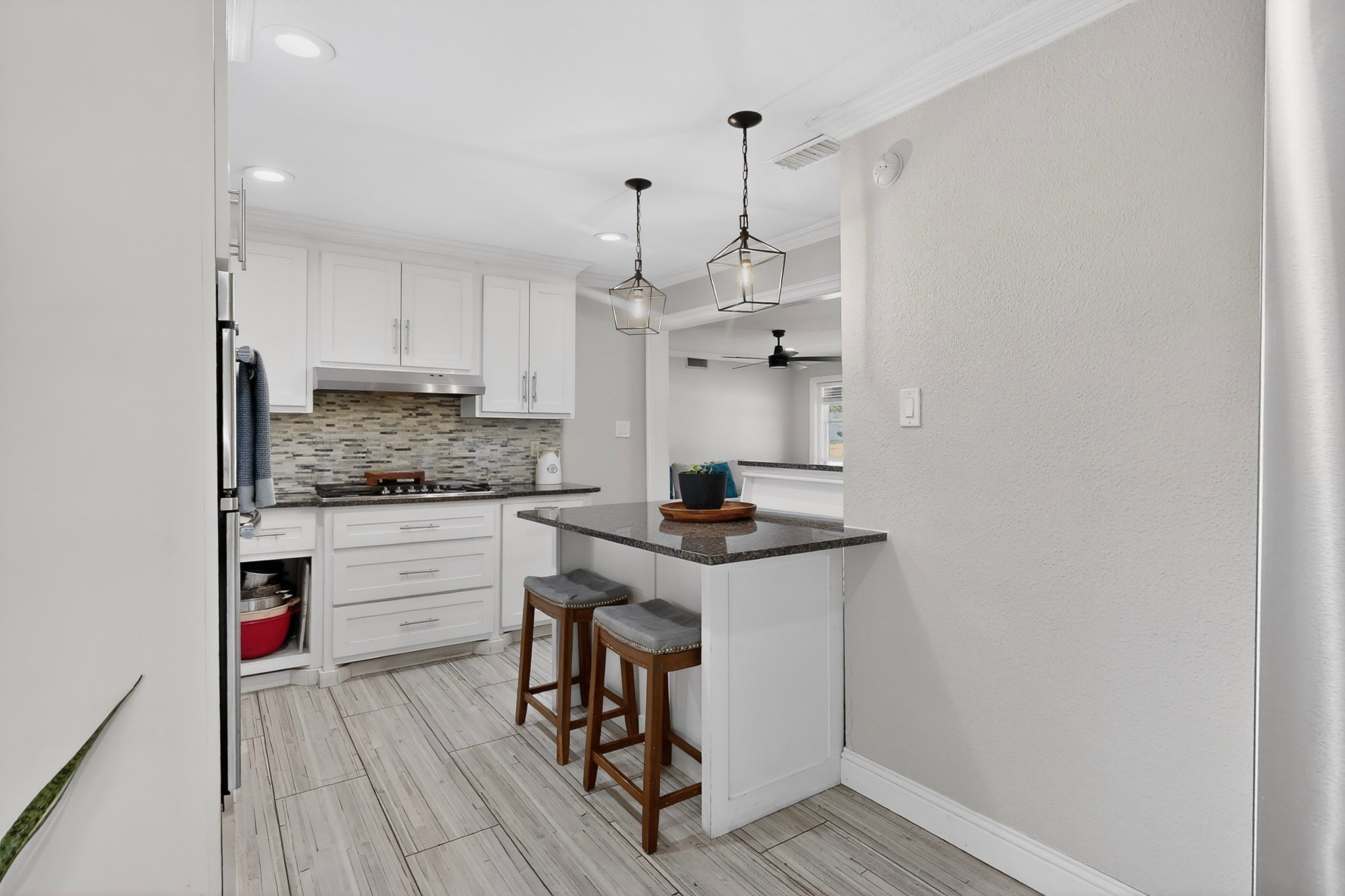 805 Buena Vista Drive Arlington TX 76010