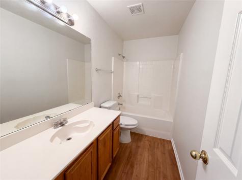 5432 Nuthatch Street Dallas TX 75236