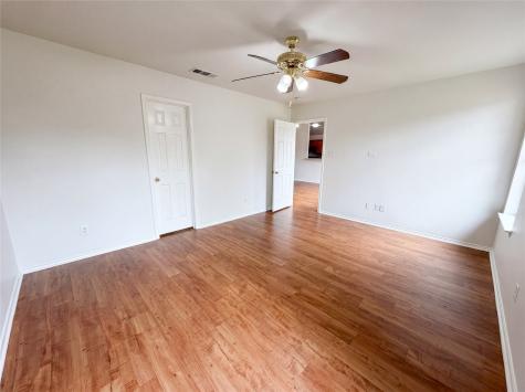 5432 Nuthatch Street Dallas TX 75236