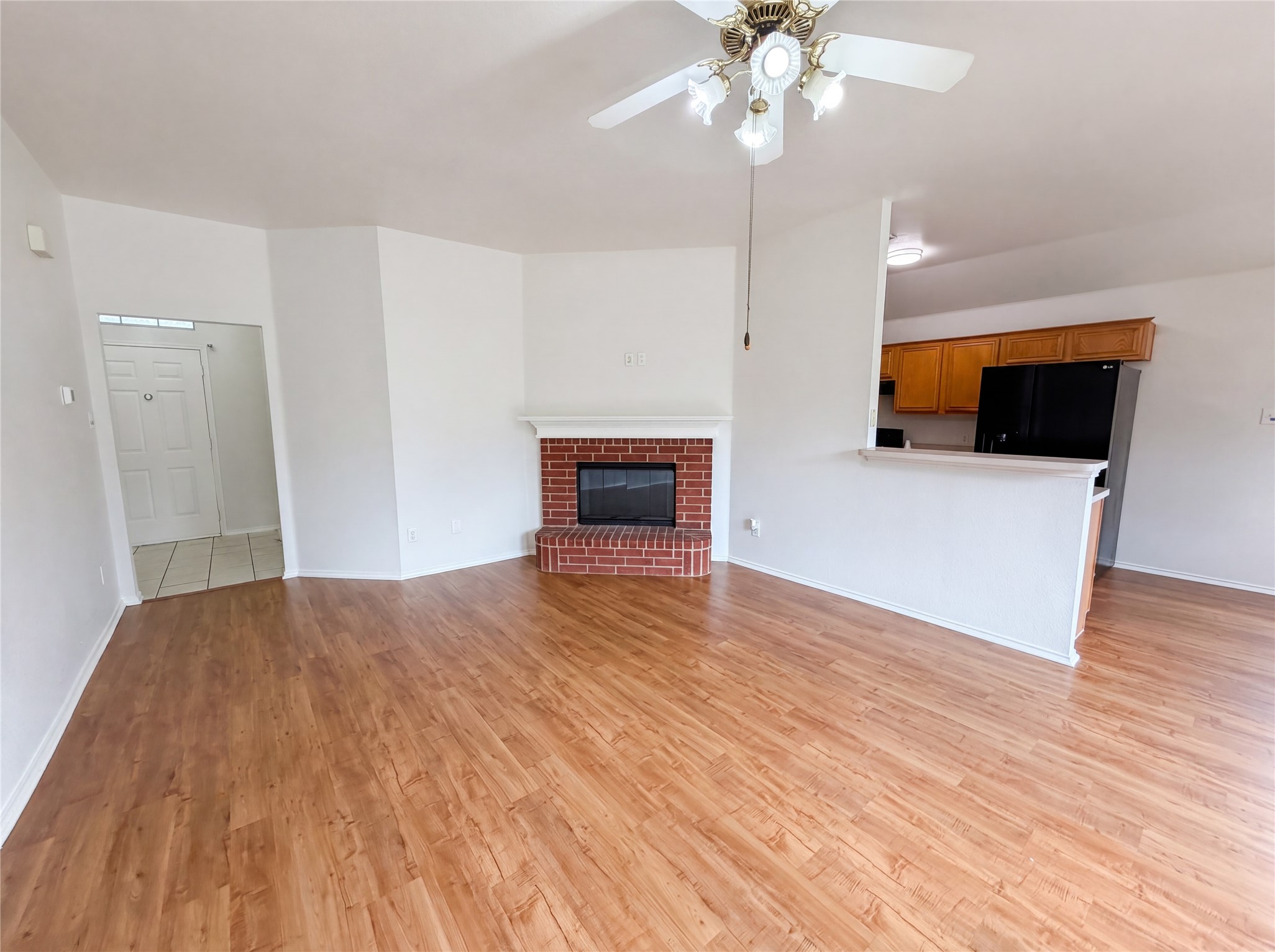 5432 Nuthatch Street Dallas TX 75236