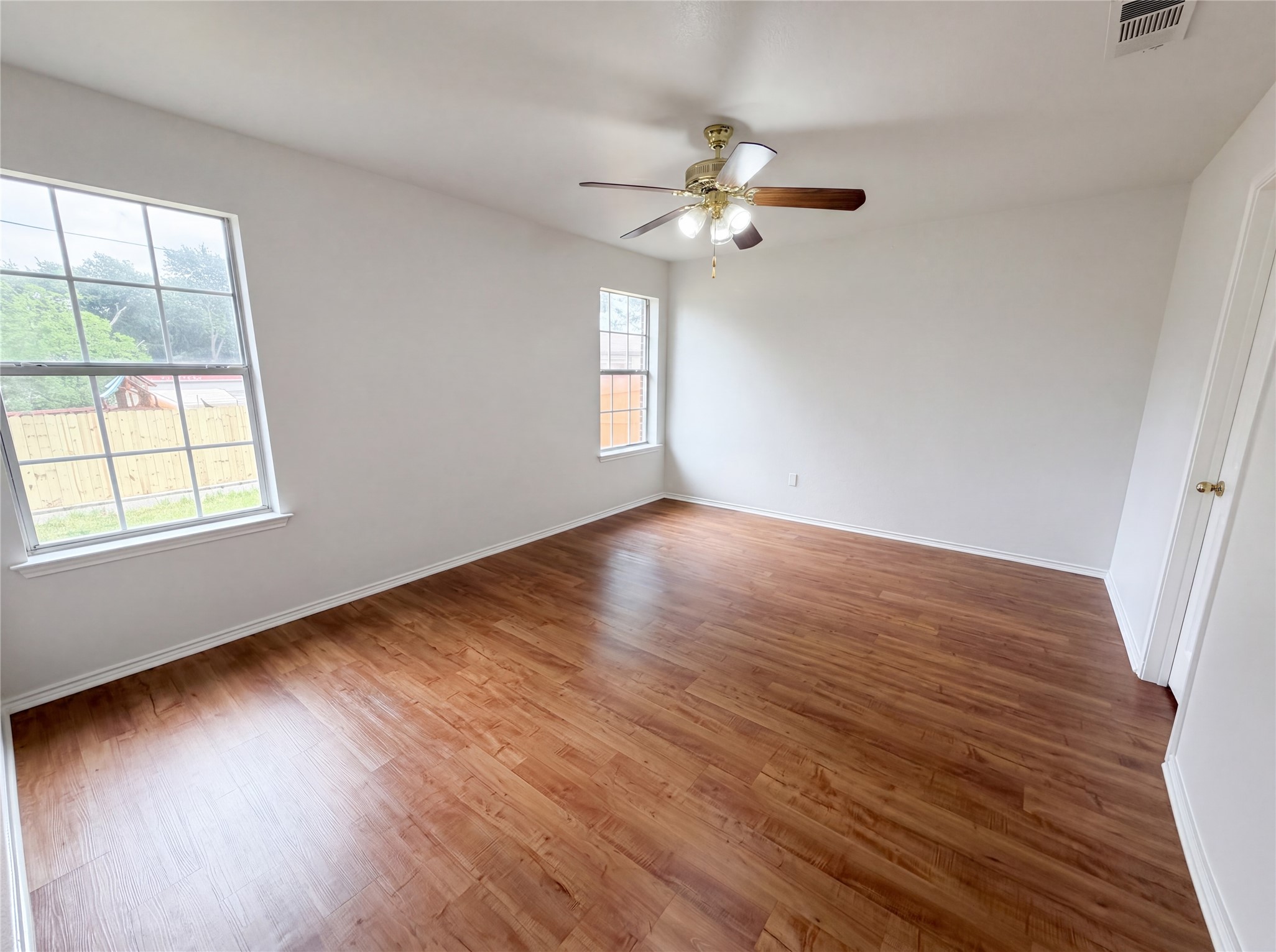 5432 Nuthatch Street Dallas TX 75236
