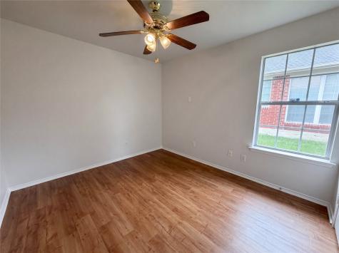 5432 Nuthatch Street Dallas TX 75236