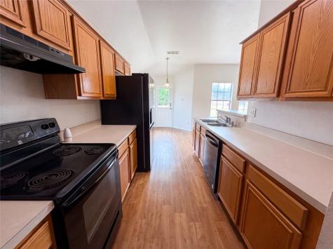 5432 Nuthatch Street Dallas TX 75236