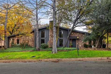 1459 Warrington Court Fort Worth TX 76112