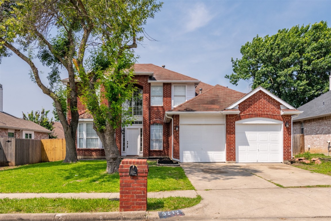 5212 La Viva Lane Arlington TX 76017