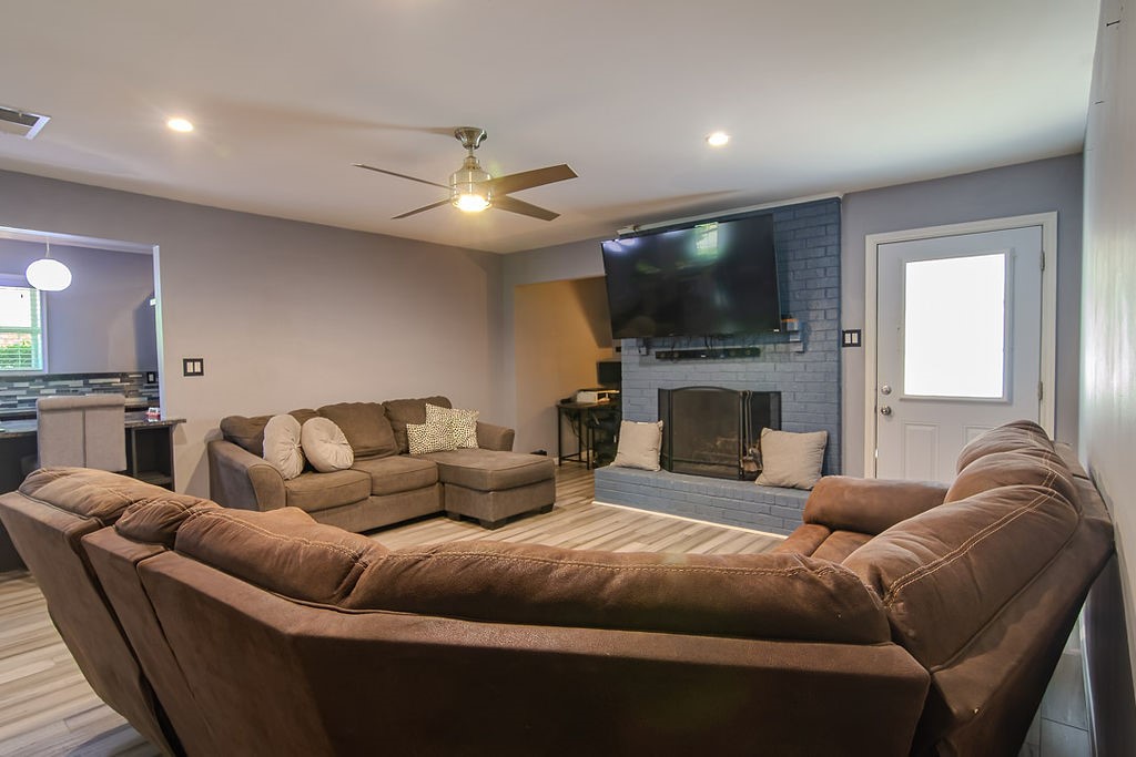 304 Johnston Boulevard Waxahachie TX 75165