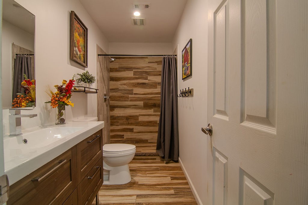 304 Johnston Boulevard Waxahachie TX 75165