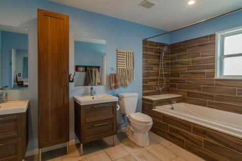 304 Johnston Boulevard Waxahachie TX 75165