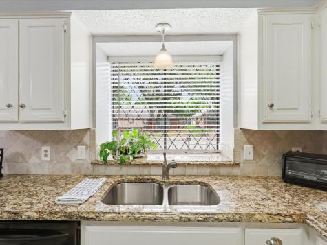 2328 Stone Glen Lane Carrollton TX 75007