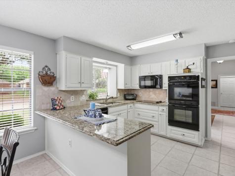 2328 Stone Glen Lane Carrollton TX 75007