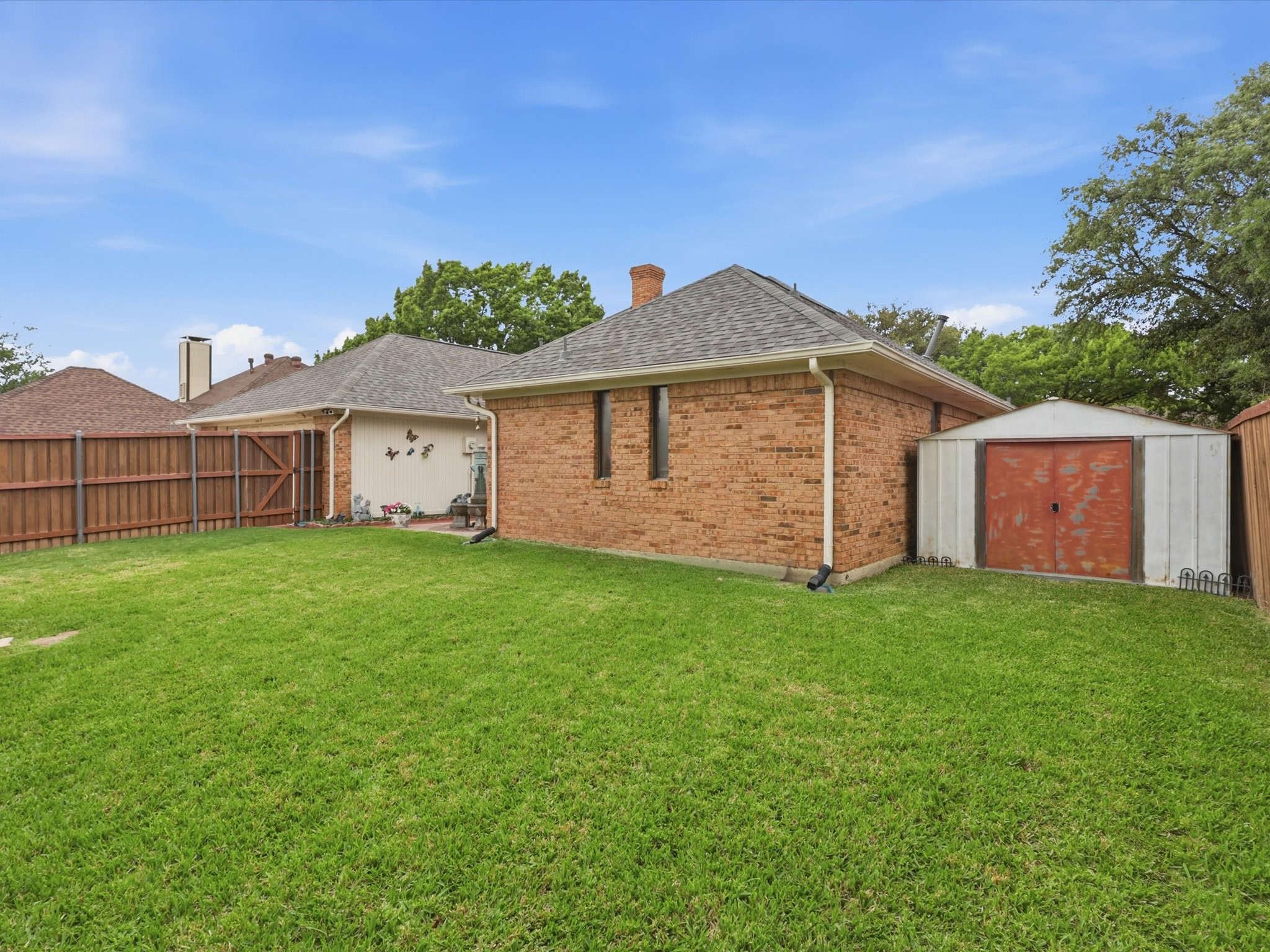 2328 Stone Glen Lane Carrollton TX 75007