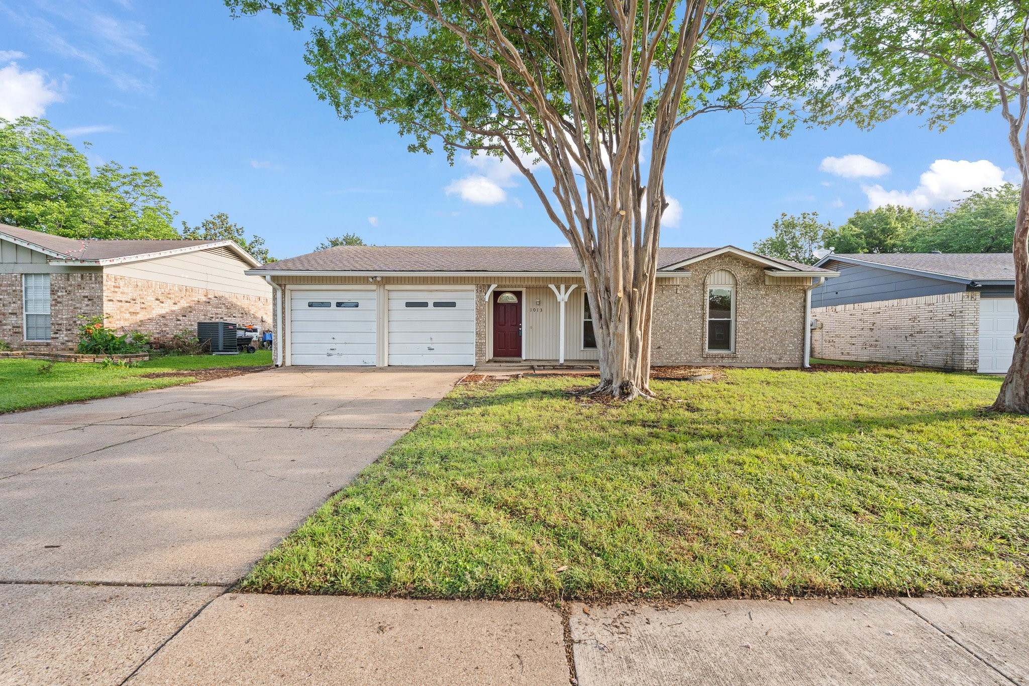 1013 Waverly Drive Arlington TX 76015