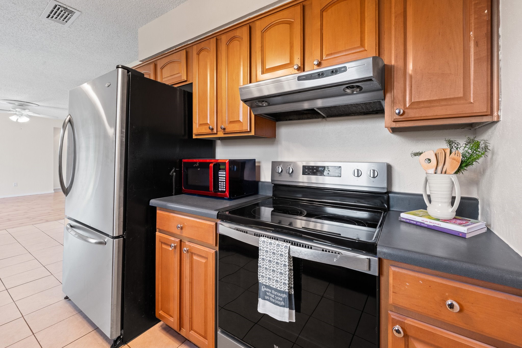 1013 Waverly Drive Arlington TX 76015