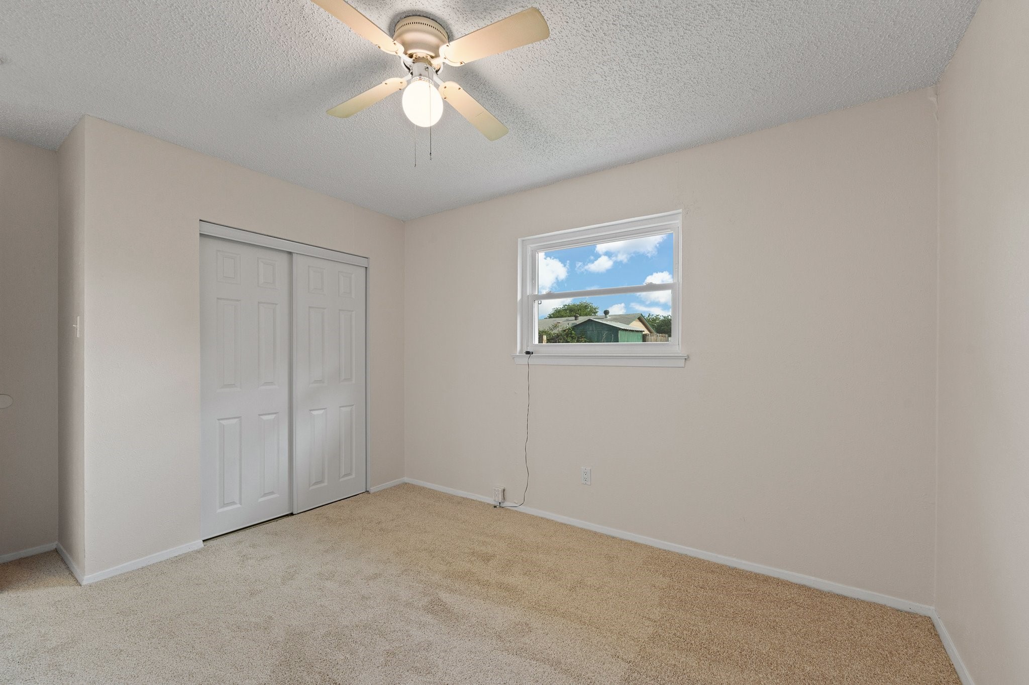 1013 Waverly Drive Arlington TX 76015