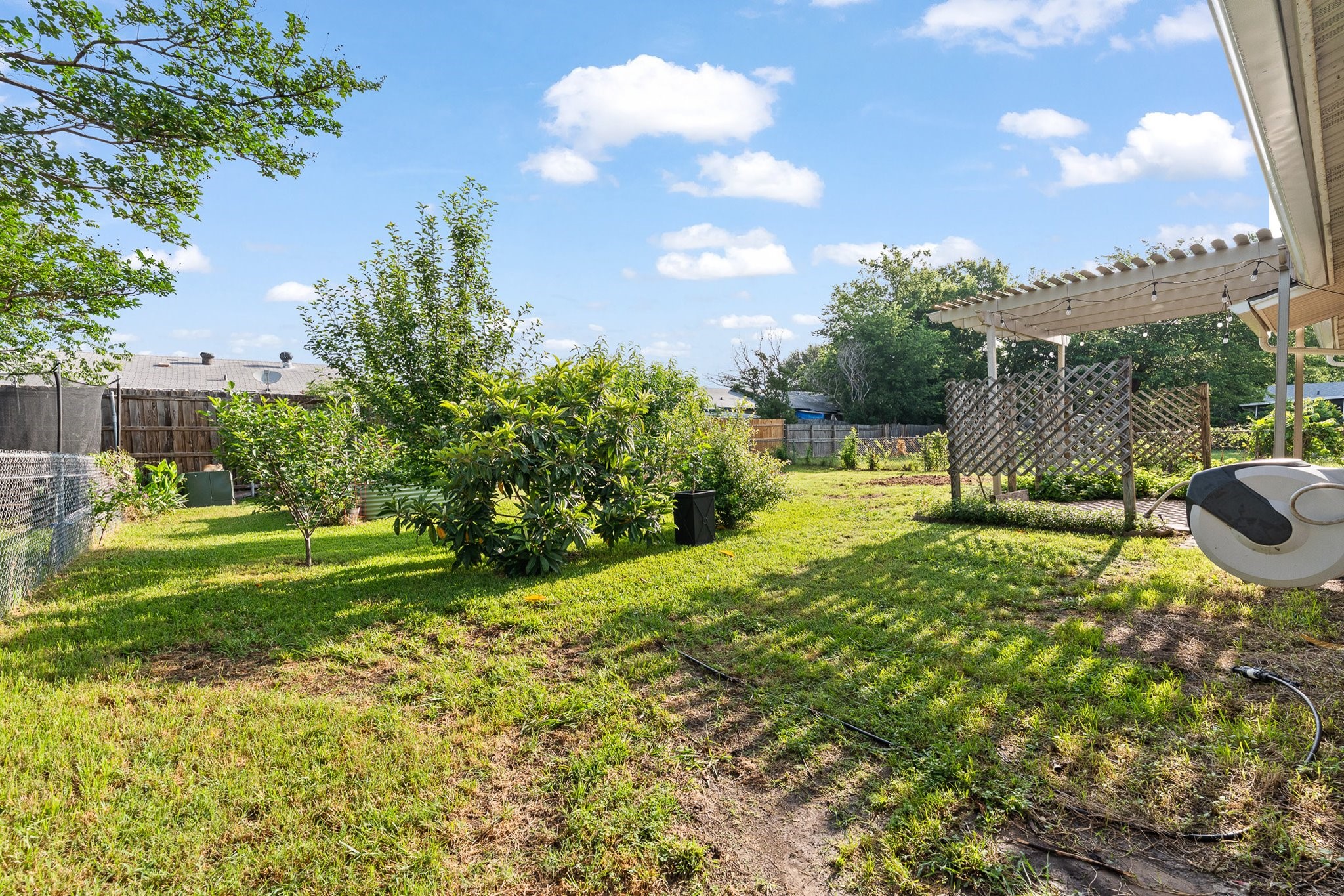 1013 Waverly Drive Arlington TX 76015