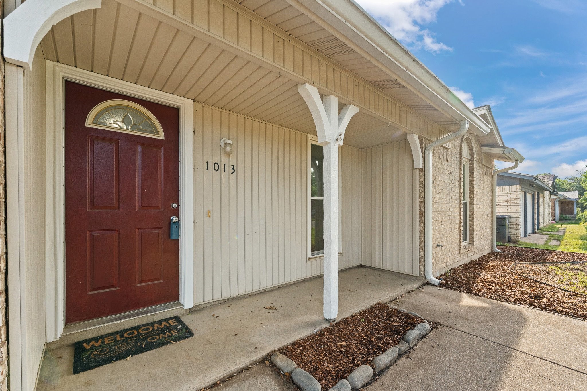 1013 Waverly Drive Arlington TX 76015
