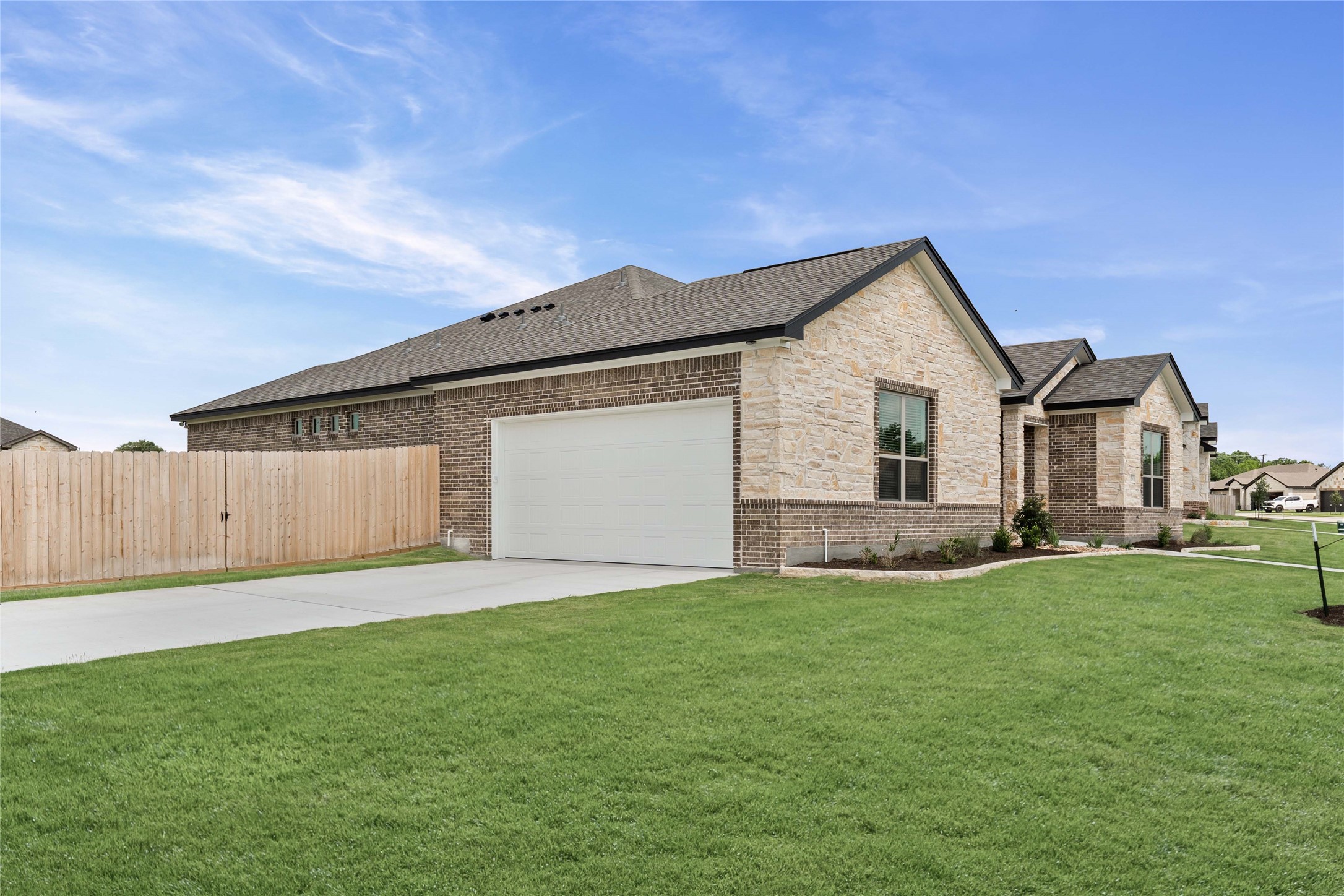 126 Lasso Loop Lorena TX 76655