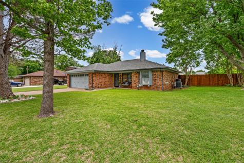 1202 Spanish Flower Drive Granbury TX 76048