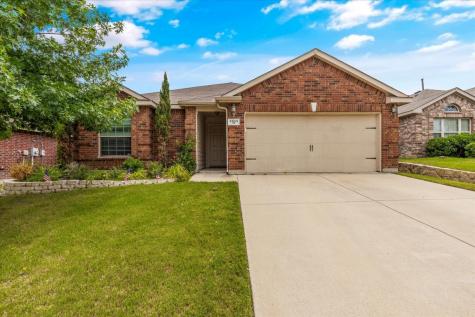 1033 Long Pointe Avenue Fort Worth TX 76108