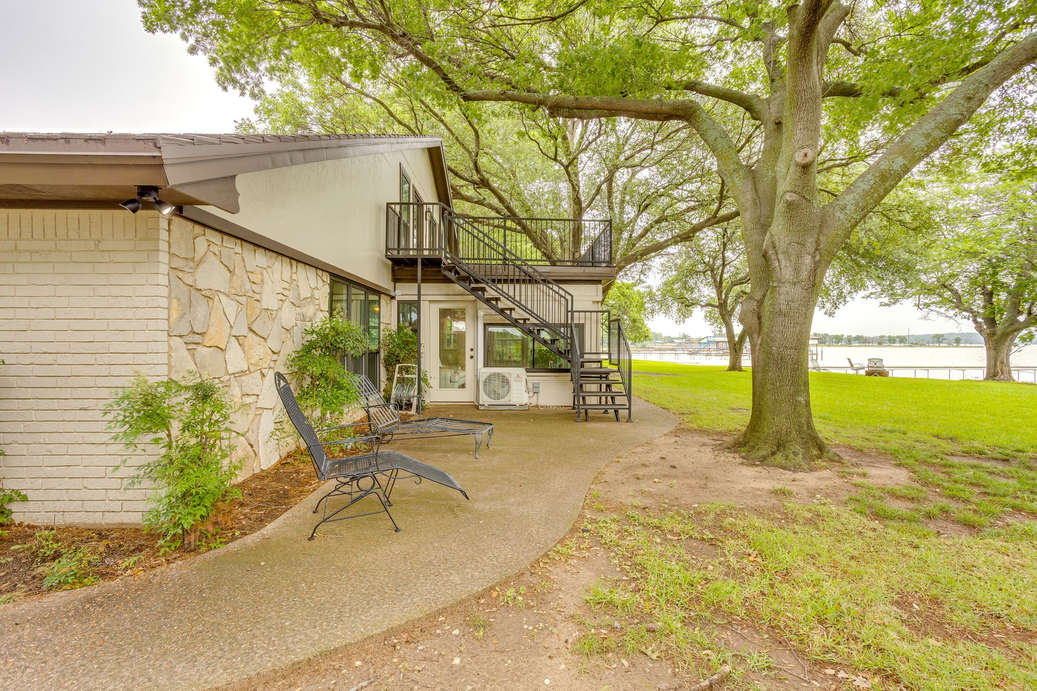 10814 Power Squadron Road Azle TX 76020