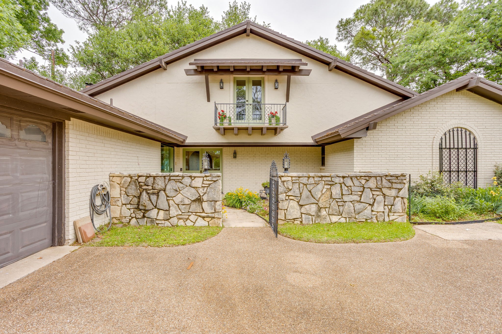 10814 Power Squadron Road Azle TX 76020