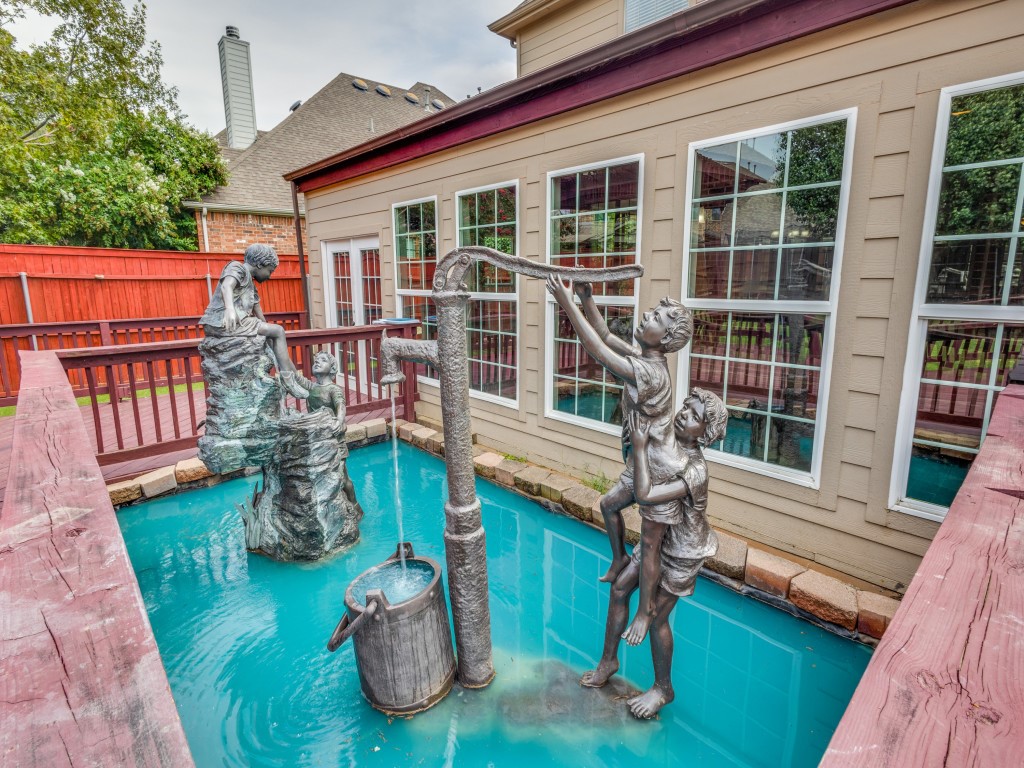 2817 Pioneer Drive Melissa TX 75454