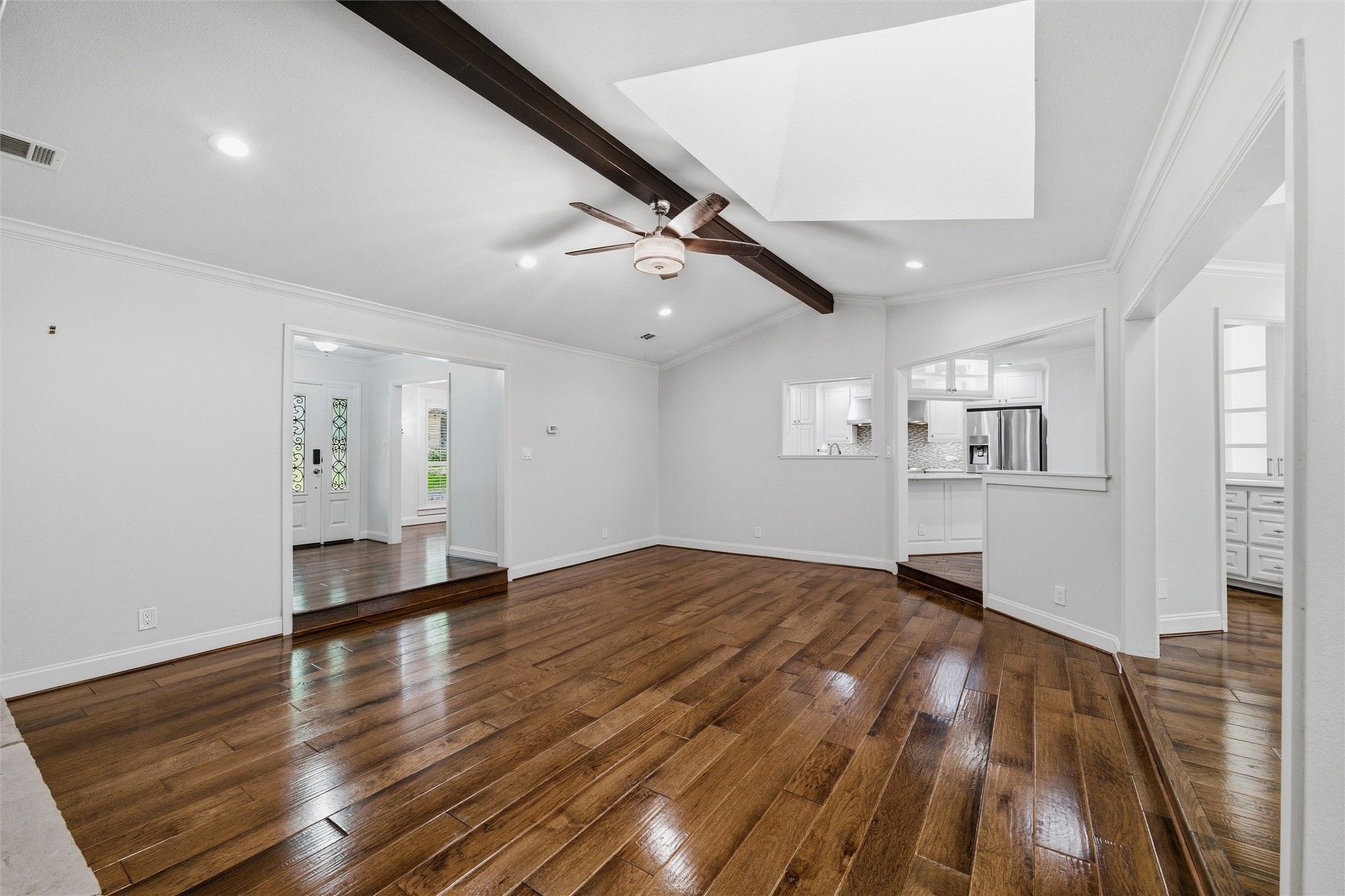1804 Hillvalley Drive Arlington TX 76013