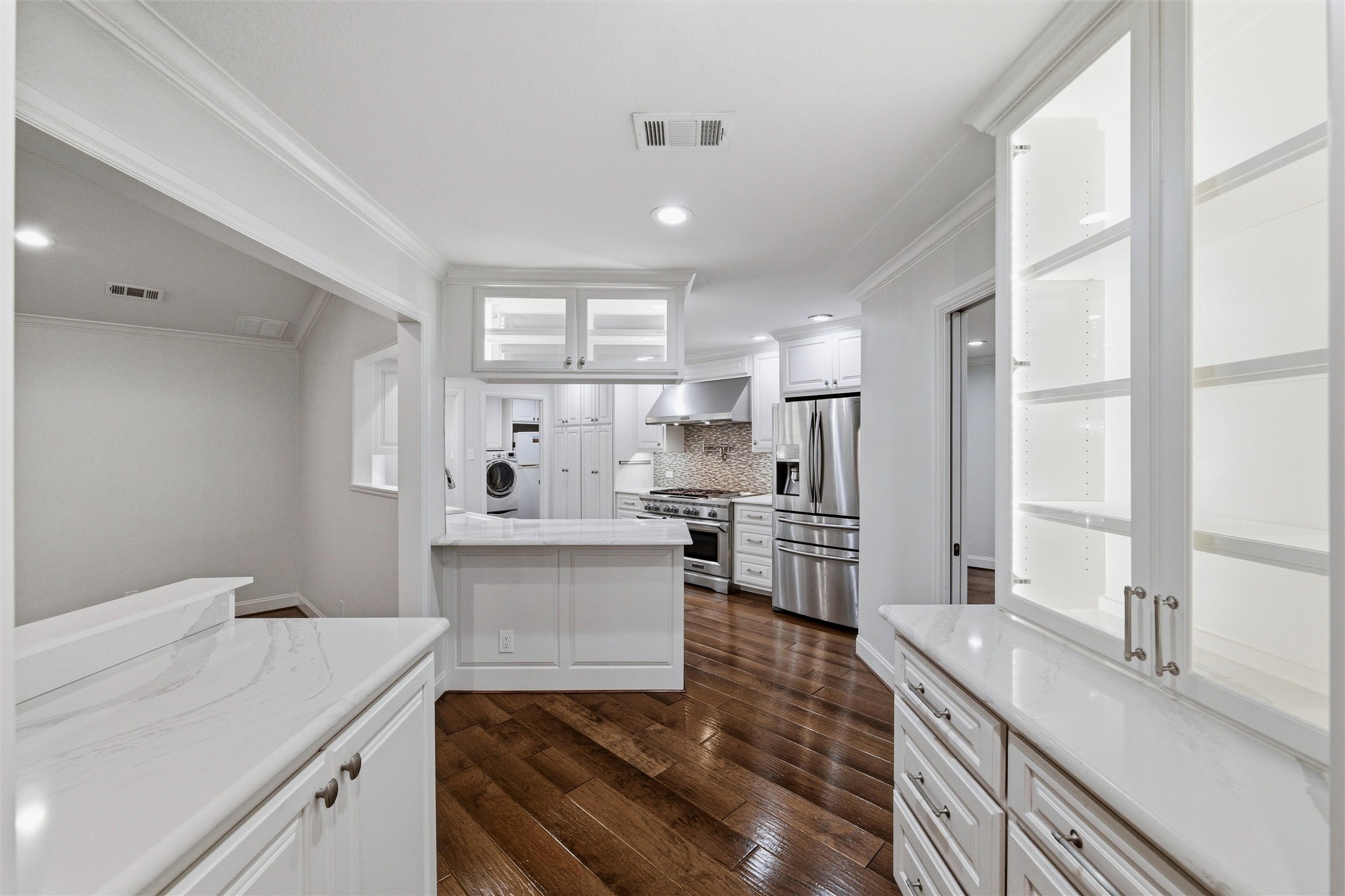 1804 Hillvalley Drive Arlington TX 76013