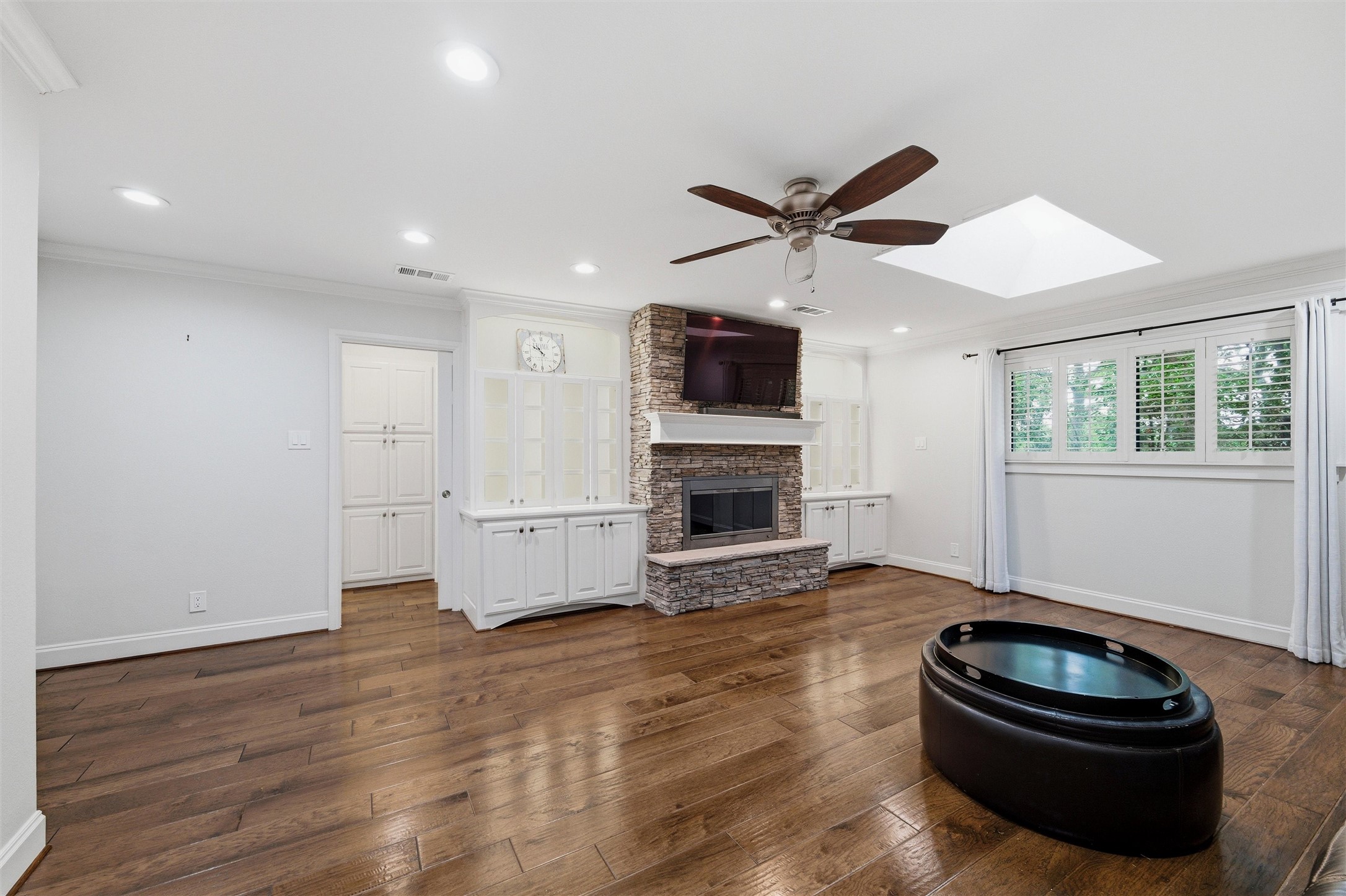 1804 Hillvalley Drive Arlington TX 76013
