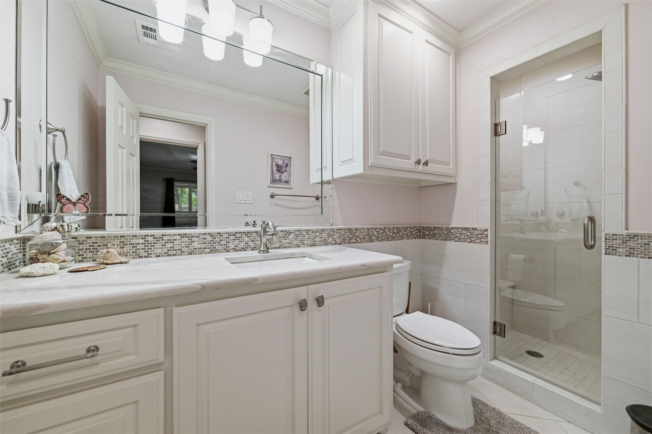 1804 Hillvalley Drive Arlington TX 76013