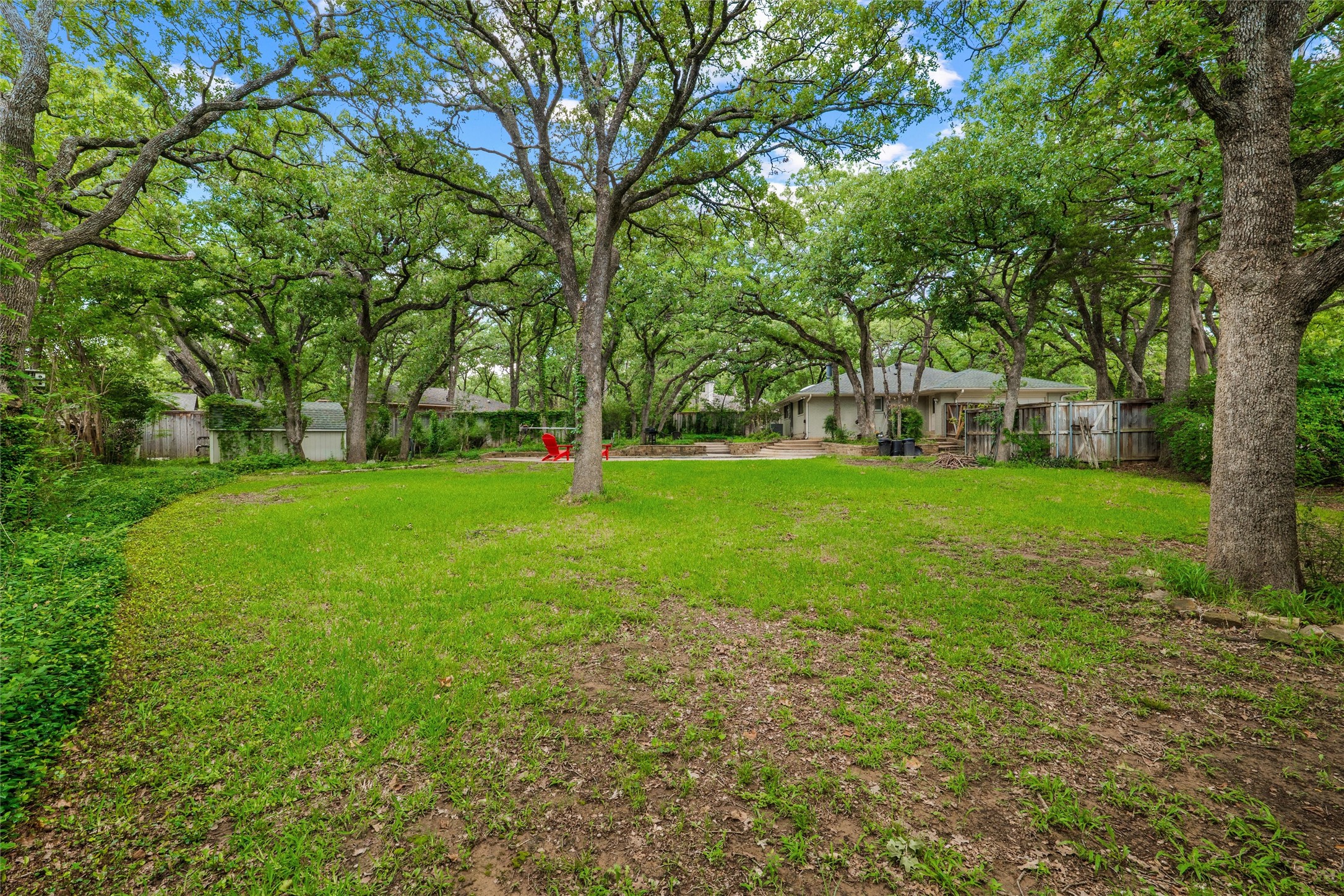 1804 Hillvalley Drive Arlington TX 76013