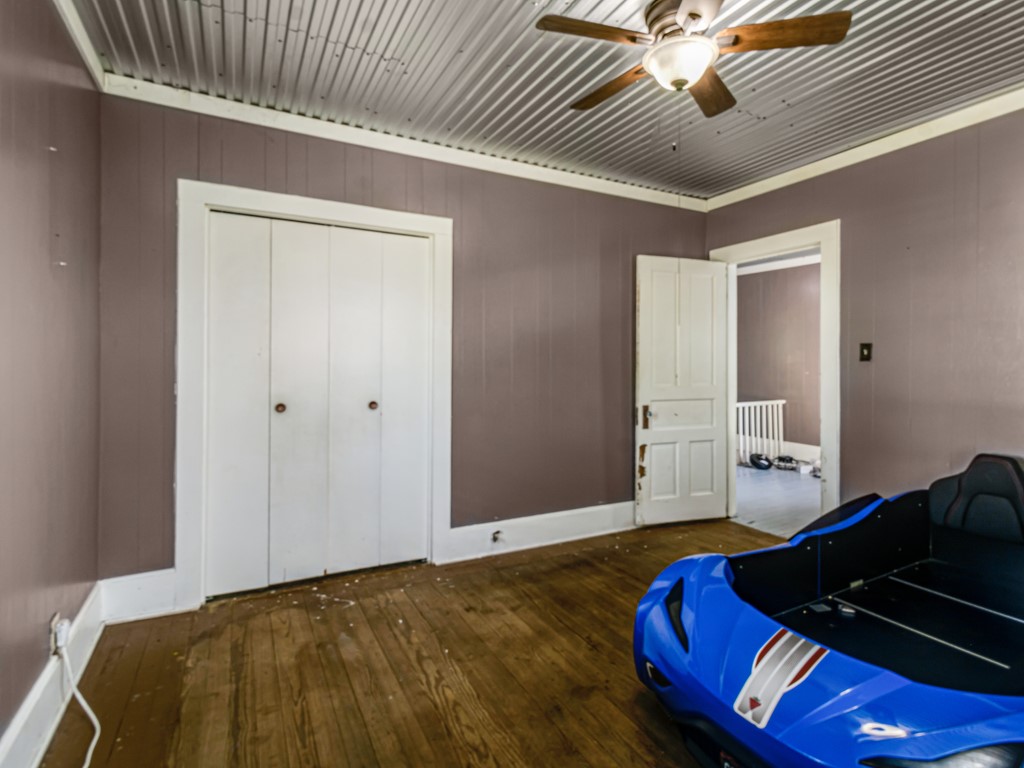 112 W Hackberry Street Malone TX 76660