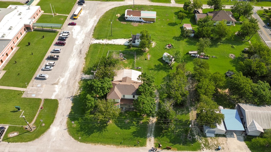 112 W Hackberry Street Malone TX 76660